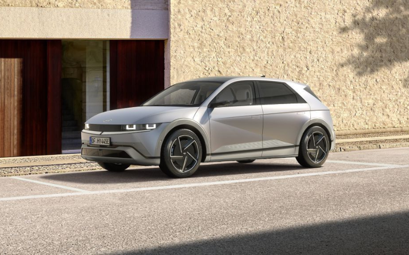 Untitled design - 2025-12-03T111557.867.png