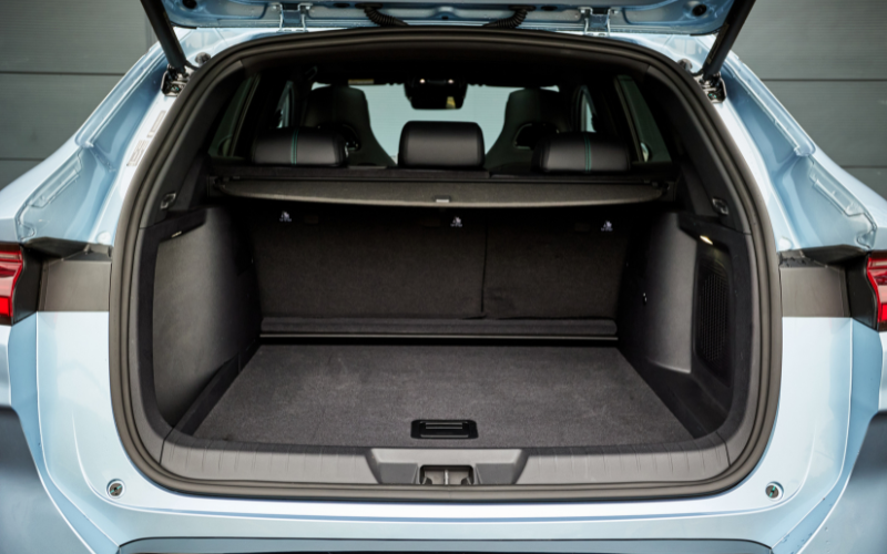 Untitled design - 2025-12-05T115726.927.png