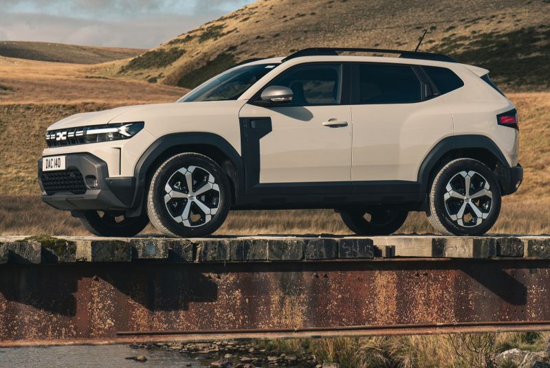 11 - Dacia Duster.jpg
