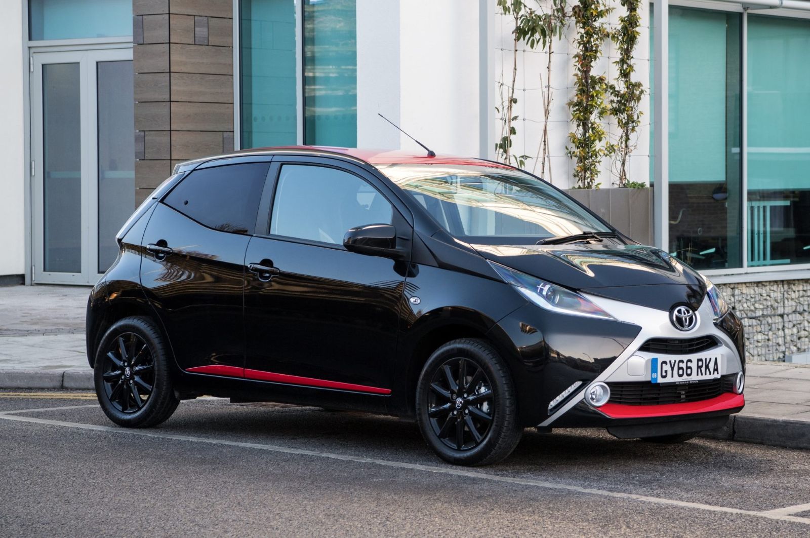 12 - Aygo.jpg
