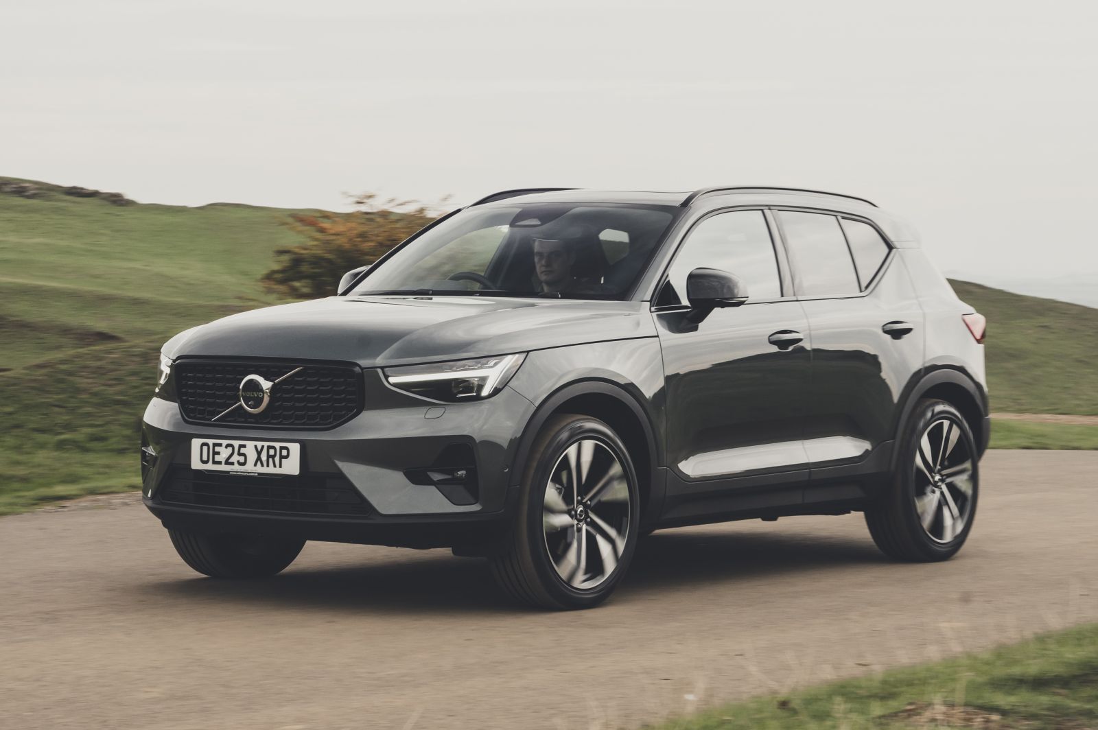 2 - XC40.jpg
