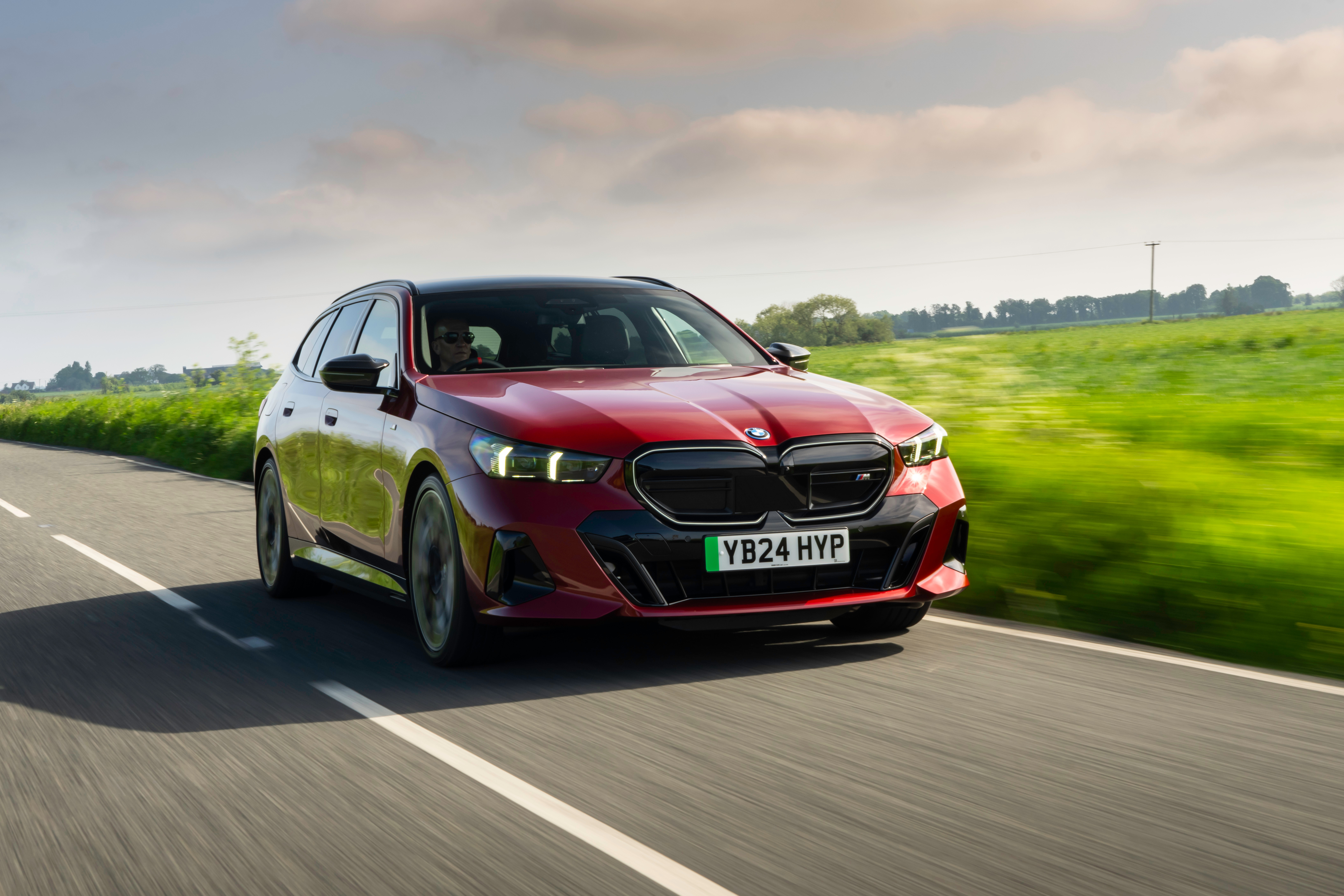 BMW_i5_M60_xDrive_Touring.jpg