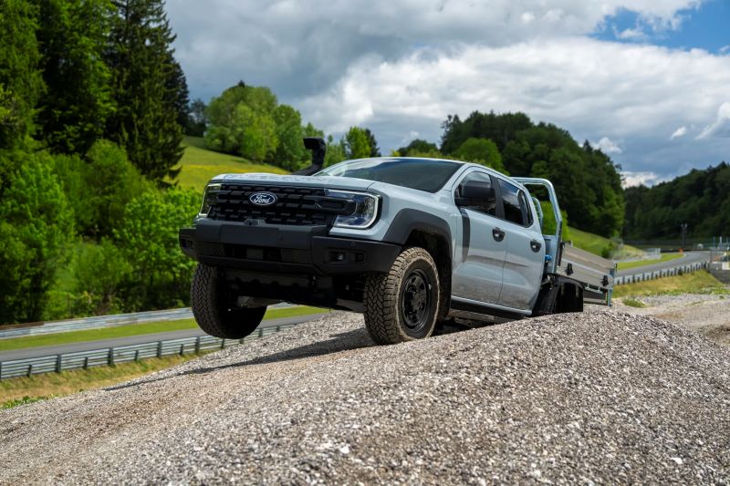 Ford2.jpg