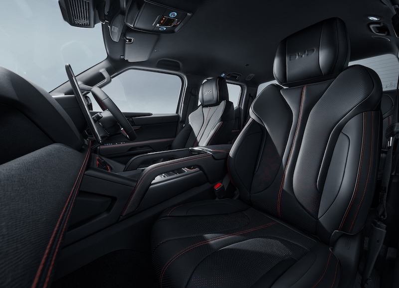 07-BYD-SHARK-Interior-front-seats.jpg