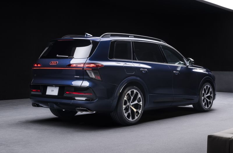 Audi2.jpg