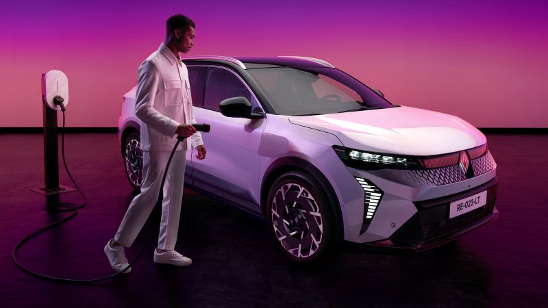 Renault 3.jpg