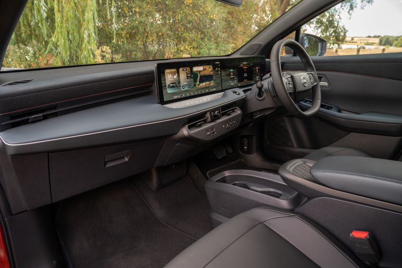 Nissan 2.jpg