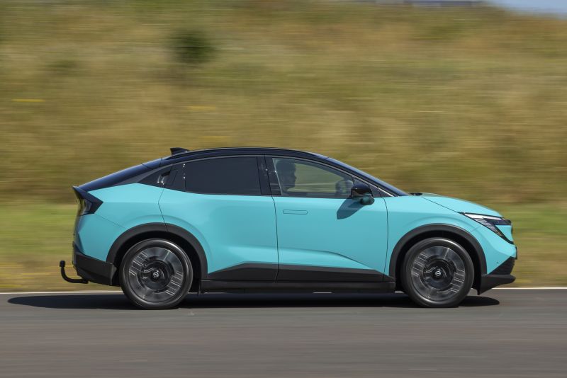 Nissan_LEAF_July2026_ 0037.jpg