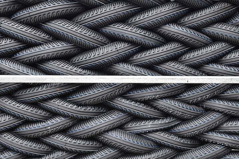 pirelli-rain-standard-tyres.jpg