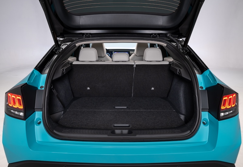Nissan_Leaf_2025_054.JPG.jpg