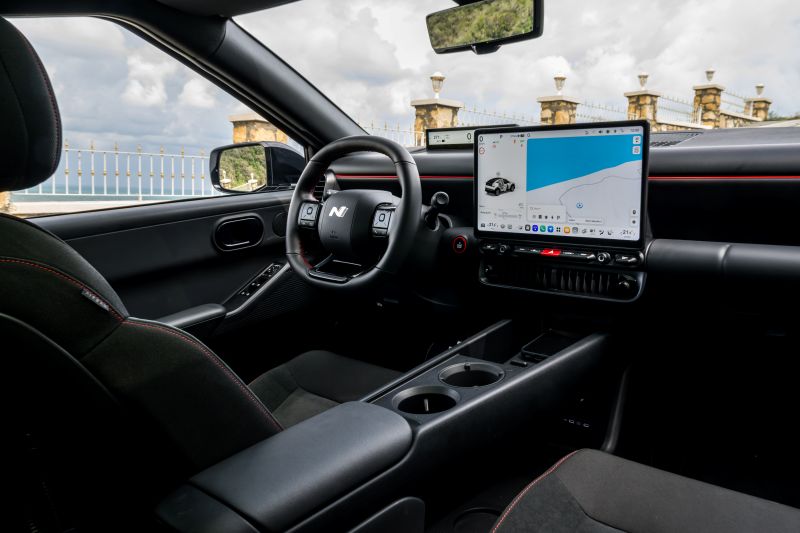 10 - Hyundai.jpg