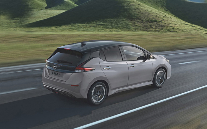 Nissan-LEAF