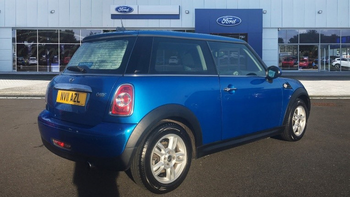 Mini Hatchback 1.6 One Pimlico 3Dr Petrol Hatchback Mini Hatchback 1.6 One Pimlico 3Dr Petrol Hatchback