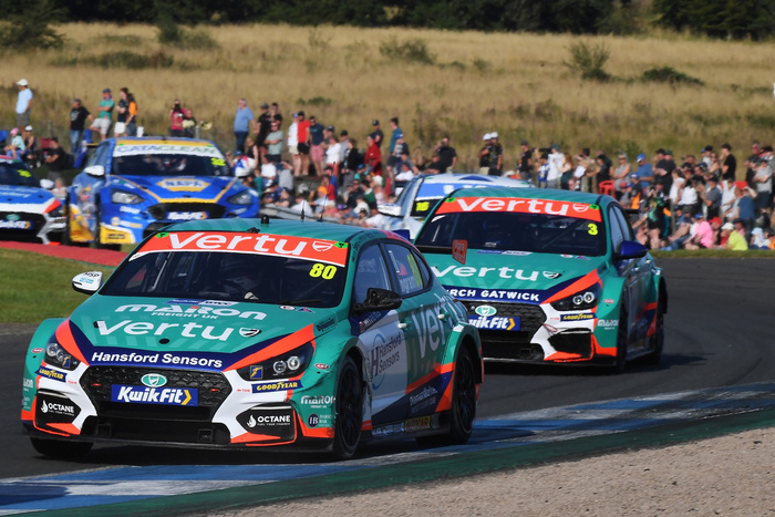 Vertu Extends Successful EXCELR8 BTCC Partnership In New Multi-Year Deal