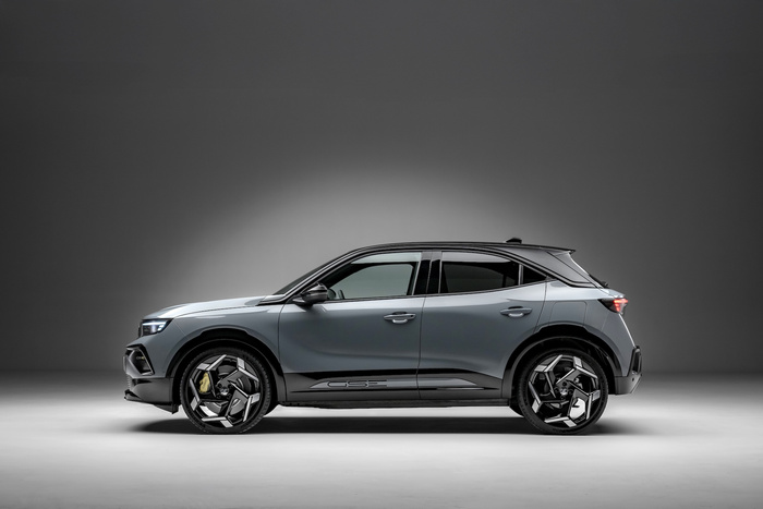 New Mokka GSE Revealed As Vauxhalls Fastest Electric Vehicle