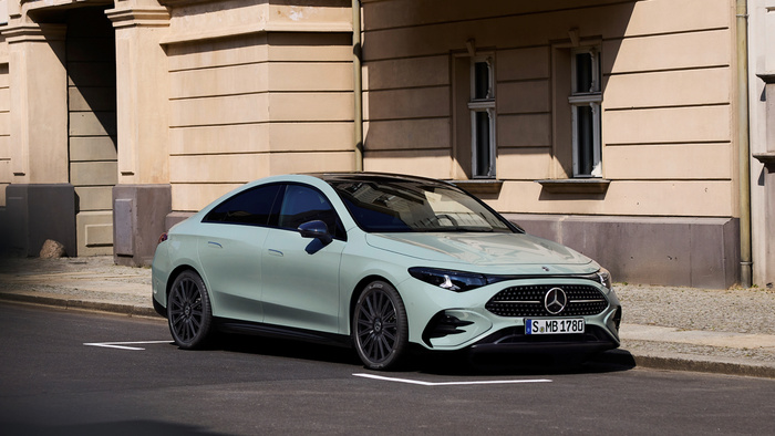 Mercedes Opens Order Books For CLA Hybrid