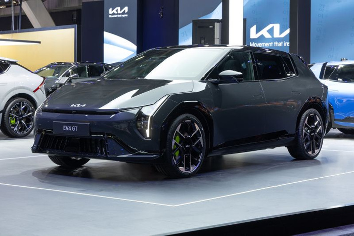 Kia Stokes the Heat with Sporty Electric EV GT Line