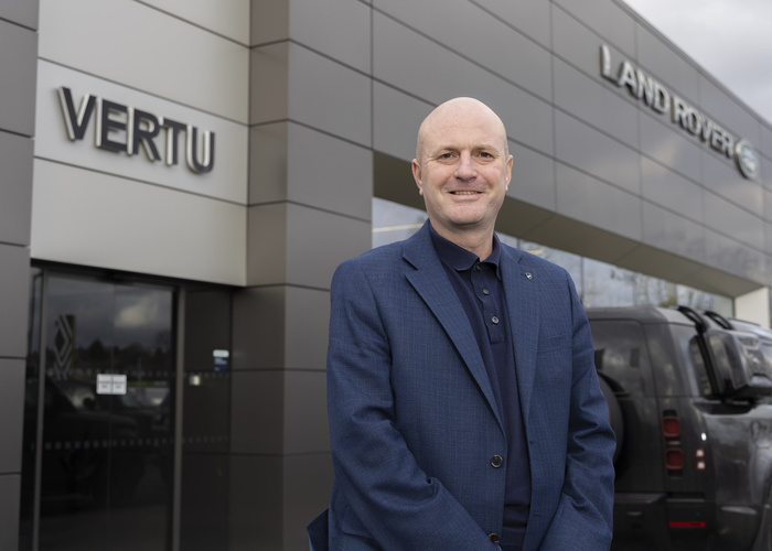 Finance Expert Craig Jones Named Vertu�s Company Colleague Of The Year
