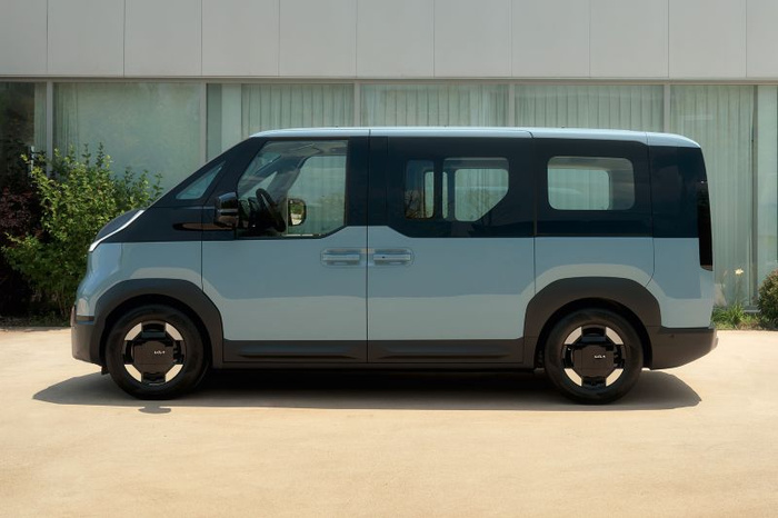 Kia PV5 Passenger Now Available with 7-Seat Flexibility