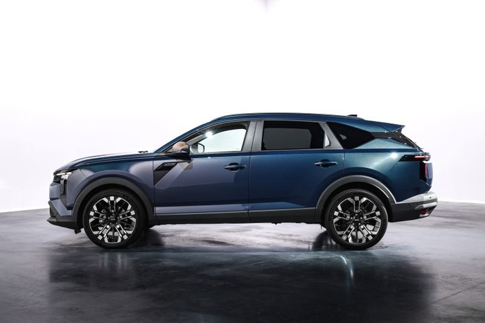 Dacia Striker Aims for Families with 600-litre Boot, Sub-&pound;25k Price