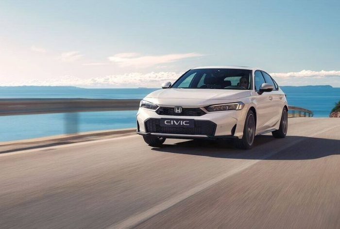 Honda Civic Upgraded with Clever S+ Shift Virtual Gearbox Tech